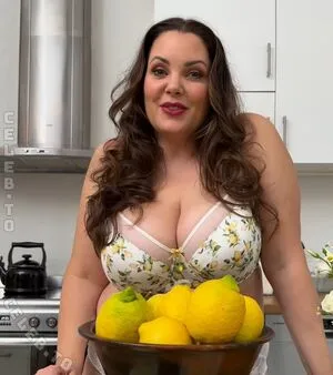 Paula Lambert OnlyFans Leaked Free Thumbnail Picture - #GiPybtBm2h