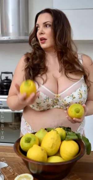 Paula Lambert OnlyFans Leaked Free Thumbnail Picture - #XRs53ECC3L