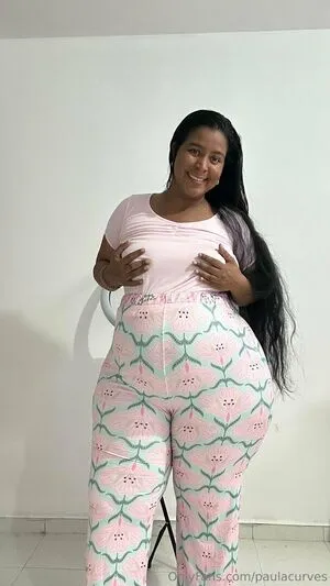 Paulacurves OnlyFans Leaked Free Thumbnail Picture - #vLuxj4nYeh