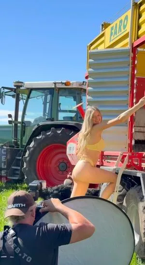 Paulas Landleben OnlyFans Leaked Free Thumbnail Picture - #8OVnuvR8Td