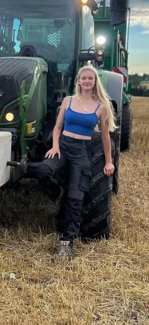 Paulas Landleben OnlyFans Leaked Free Thumbnail Picture - #JfMn5MID3F