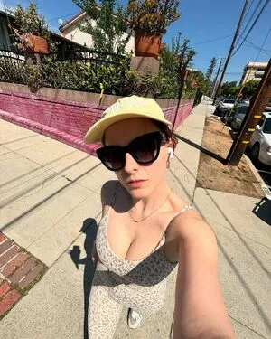 Pauline Chalamet OnlyFans Leaked Free Thumbnail Picture - #NoeLZtfH6M