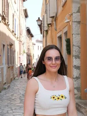 Pauline Schfer OnlyFans Leaked Free Thumbnail Picture - #oail1yanY8