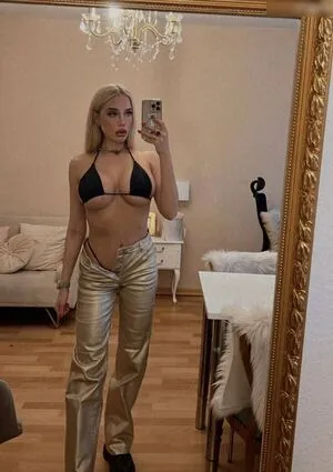 Pauline Sophie OnlyFans Leaked Free Thumbnail Picture - #8DnyKoxF8K