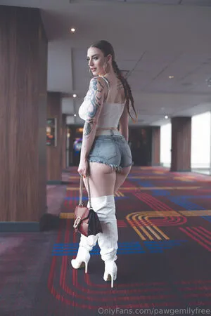 Pawgemilyfree OnlyFans Leaked Free Thumbnail Picture - #ZhvVaD25bx