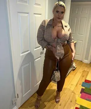 Peaches OnlyFans Leaked Free Thumbnail Picture - #Ppj6B4g1Jh