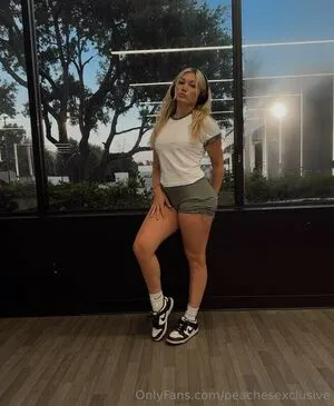 Peachesexclusive OnlyFans Leaked Free Thumbnail Picture - #mINf5vNxl1