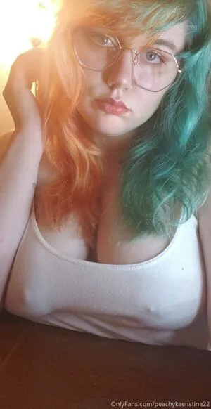 Peachykeenstine22 OnlyFans Leaked Free Thumbnail Picture - #S9xKteGicW