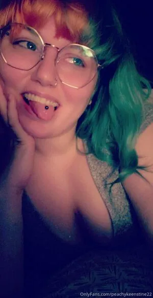 Peachykeenstine22 OnlyFans Leaked Free Thumbnail Picture - #rfwavL2ykx