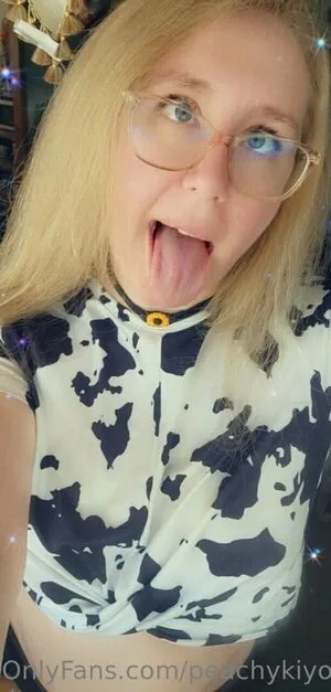 Peachykiyomi OnlyFans Leaked Free Thumbnail Picture - #nvN00a6J55