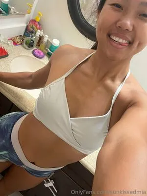 Peachypenny OnlyFans Leaked Free Thumbnail Picture - #11IGO8C84k