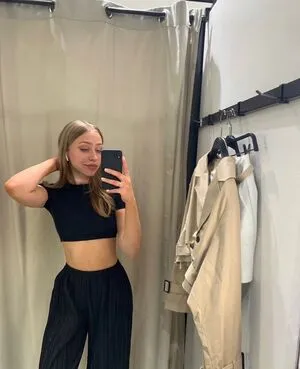 Peachyplaymate Thelucykinski1 Thelucykinski OnlyFans Leaked Free Thumbnail Picture - #0PqWXKUzb0
