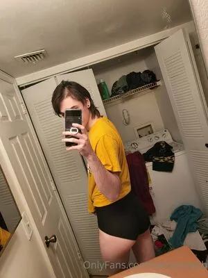 Peachyshyboy OnlyFans Leaked Free Thumbnail Picture - #jadRu5eIb2