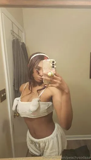Peachysodaaa OnlyFans Leaked Free Thumbnail Picture - #HCWDodloig