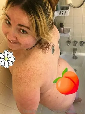 Peachyxkeen02 OnlyFans Leaked Free Thumbnail Picture - #VAQvglbWzG