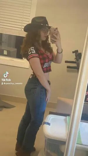 Peachyy Sweets OnlyFans Leaked Free Thumbnail Picture - #IlCB0ddybc