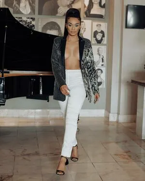 Pearl Thusi OnlyFans Leaked Free Thumbnail Picture - #pJCEoyi7ku
