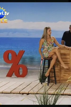 Pearl Tv Upskirt OnlyFans Leaked Free Thumbnail Picture - #yyxjPNfP5m