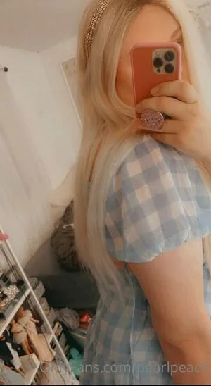 Pearlpeach OnlyFans Leaked Free Thumbnail Picture - #81k9mPI4VX