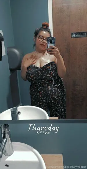 Peekscalymedusa OnlyFans Leaked Free Thumbnail Picture - #khTPUH0t2W