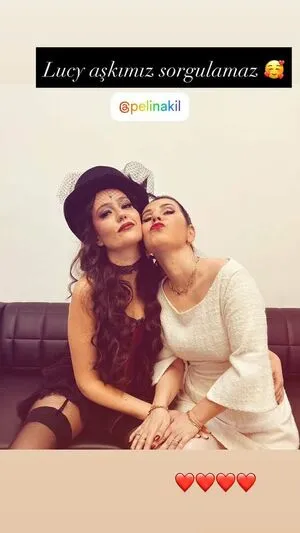 Pelin Akil OnlyFans Leaked Free Thumbnail Picture - #aSU5L5pbeJ