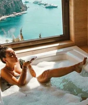 Pelin Akil OnlyFans Leaked Free Thumbnail Picture - #b96yFS4Fp3