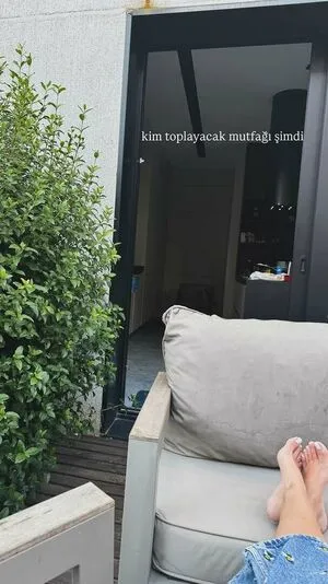 Pelin Akil OnlyFans Leaked Free Thumbnail Picture - #pv16pWxpS9