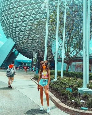 Penelope East Chexit OnlyFans Leaked Free Thumbnail Picture - #V7ip3De4M6