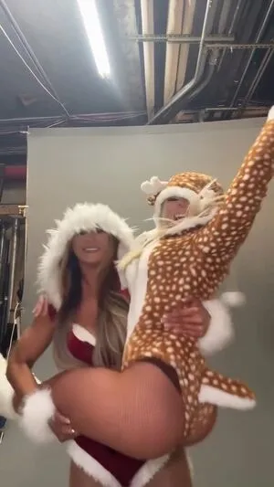 Penelope Ford OnlyFans Leaked Free Thumbnail Picture - #TTW762yPOV