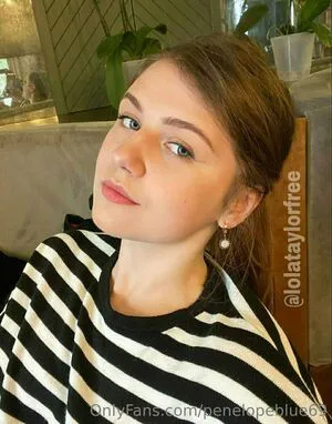 Penelopeblue69 OnlyFans Leaked Free Thumbnail Picture - #LlOf1y3vXA