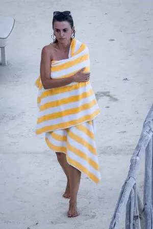 Penlope Cruz OnlyFans Leaked Free Thumbnail Picture - #8Gvl5YJnLB
