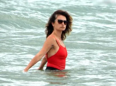 Penlope Cruz OnlyFans Leaked Free Thumbnail Picture - #LKhGNidACw