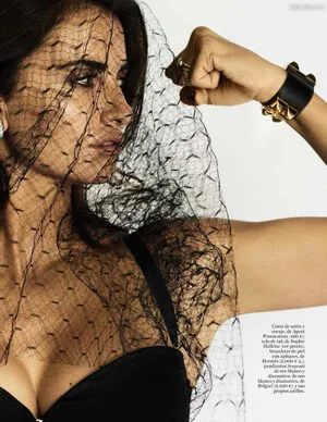 Penlope Cruz OnlyFans Leaked Free Thumbnail Picture - #airerrsGrL