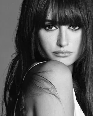 Penlope Cruz OnlyFans Leaked Free Thumbnail Picture - #x7vcbyR1Yb