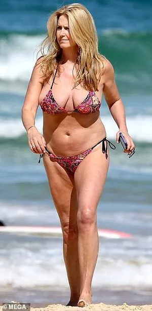 Penny Lancaster OnlyFans Leaked Free Thumbnail Picture - #7QxWo24Qjz