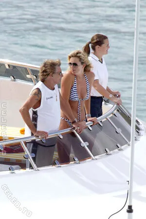 Penny Lancaster OnlyFans Leaked Free Thumbnail Picture - #TkgC094LPG