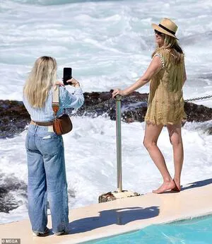 Penny Lancaster OnlyFans Leaked Free Thumbnail Picture - #l7zCOzFGHQ