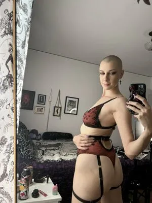 Pepper Dagger OnlyFans Leaked Free Thumbnail Picture - #id8CNgOzXz