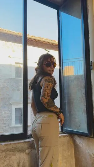 Pepper Steps OnlyFans Leaked Free Thumbnail Picture - #axUktaW6iU