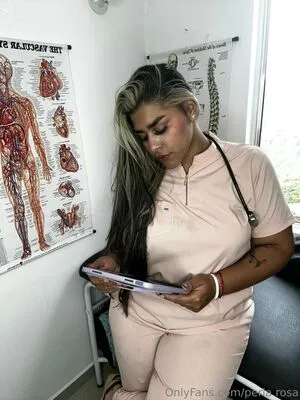 Perla Rosa OnlyFans Leaked Free Thumbnail Picture - #SNw2lwMTg1