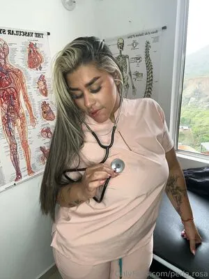 Perla Rosa OnlyFans Leaked Free Thumbnail Picture - #wORvIl9oMA