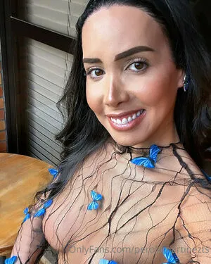 Perola Martinez OnlyFans Leaked Free Thumbnail Picture - #0vX8fCHvuh