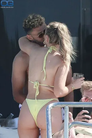 Perrie Edwards OnlyFans Leaked Free Thumbnail Picture - #H3mFk1AUNz