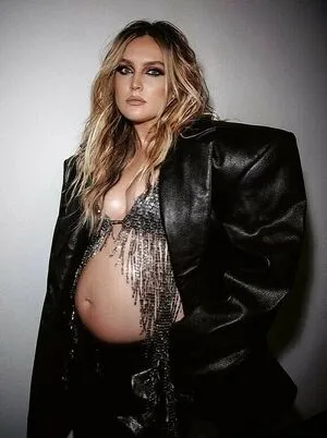 Perrie Edwards OnlyFans Leaked Free Thumbnail Picture - #MvREfU2jDD
