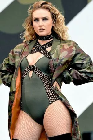 Perrie Edwards OnlyFans Leaked Free Thumbnail Picture - #TkrqBjijxe