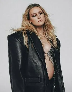Perrie Edwards OnlyFans Leaked Free Thumbnail Picture - #UOSAEhkaht