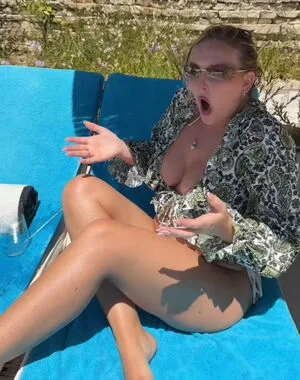 Perrie Edwards OnlyFans Leaked Free Thumbnail Picture - #W7OKQftuDs