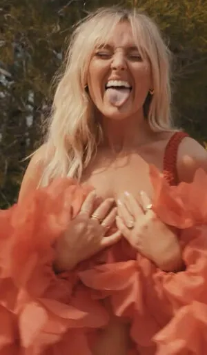 Perrie Edwards OnlyFans Leaked Free Thumbnail Picture - #XqEwliCs0e