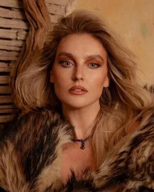 Perrie Edwards OnlyFans Leaked Free Thumbnail Picture - #xKfQgsA6fs