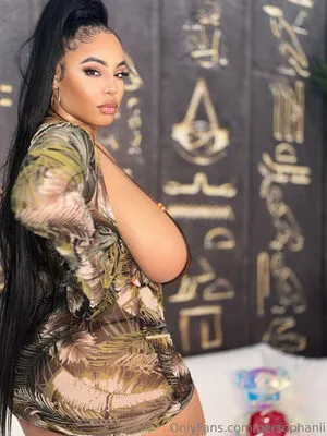 Persephanii OnlyFans Leaked Free Thumbnail Picture - #4kslQiT78F